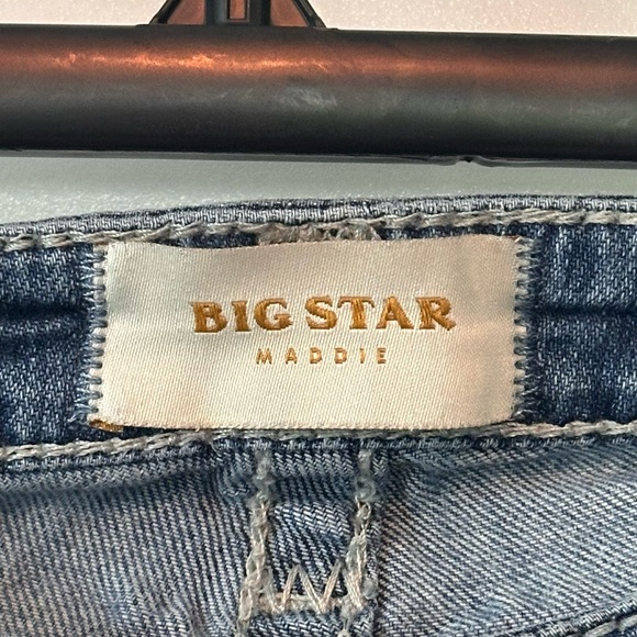 Big Star Maddie Bootcut Jeans – Medium Wash Distressed (Size 25R) - Picture 2 of 5